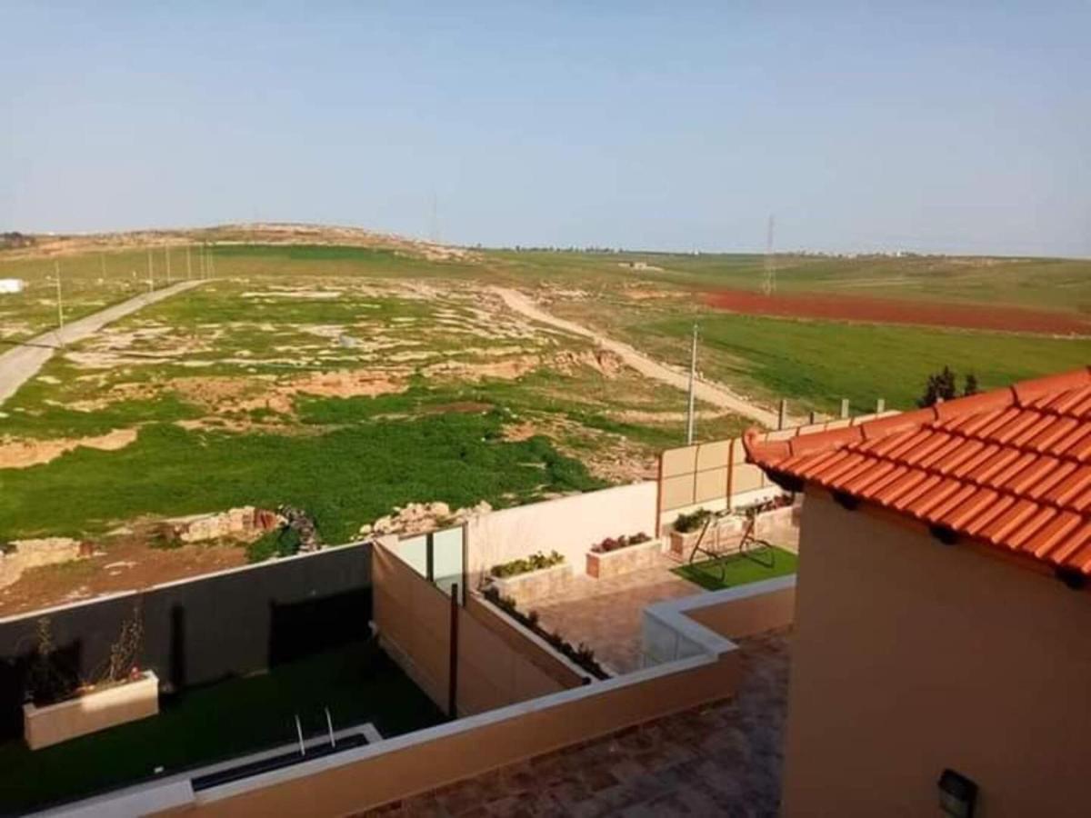 מאדאבה Villa Zee מראה חיצוני תמונה
