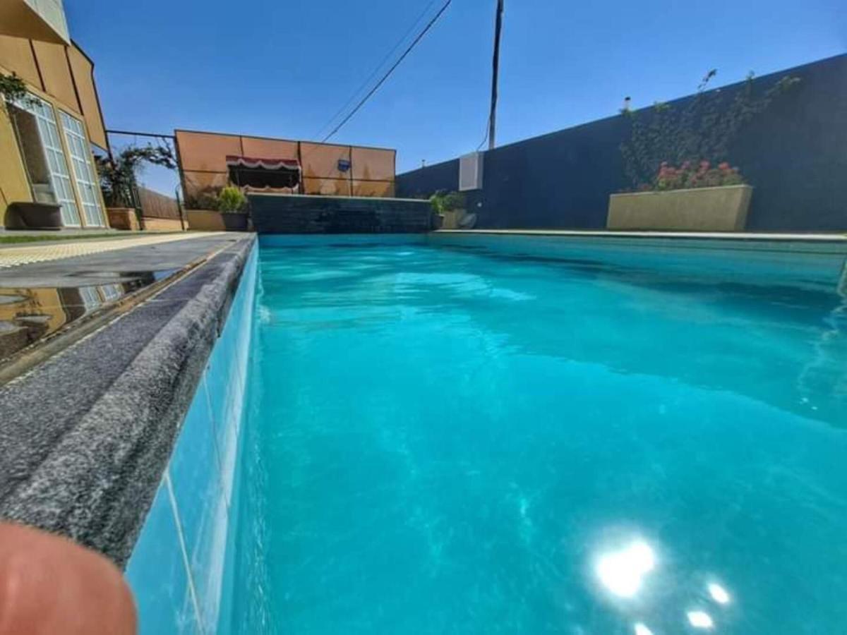 מאדאבה Villa Zee מראה חיצוני תמונה