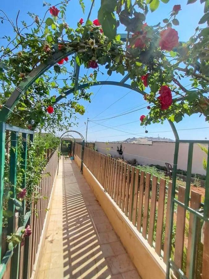 מאדאבה Villa Zee מראה חיצוני תמונה