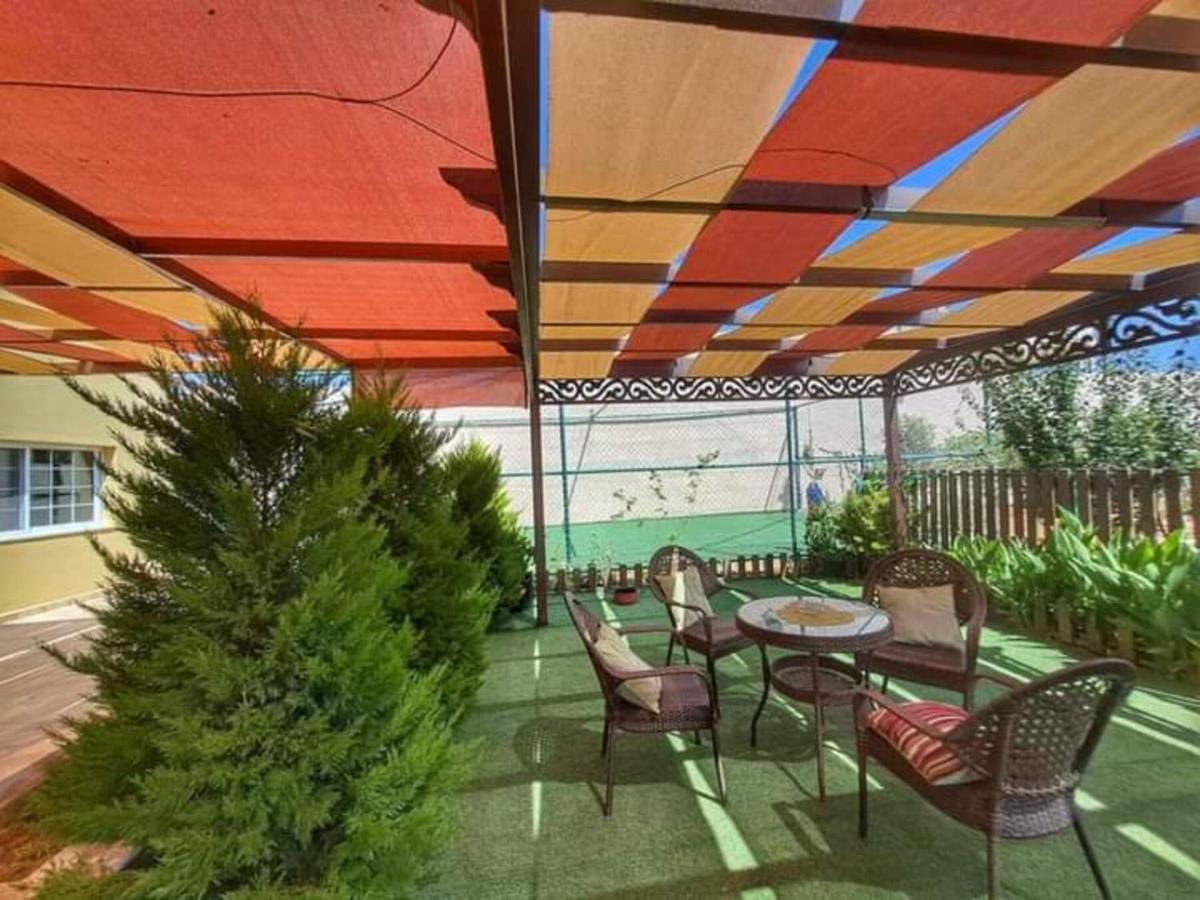 מאדאבה Villa Zee מראה חיצוני תמונה
