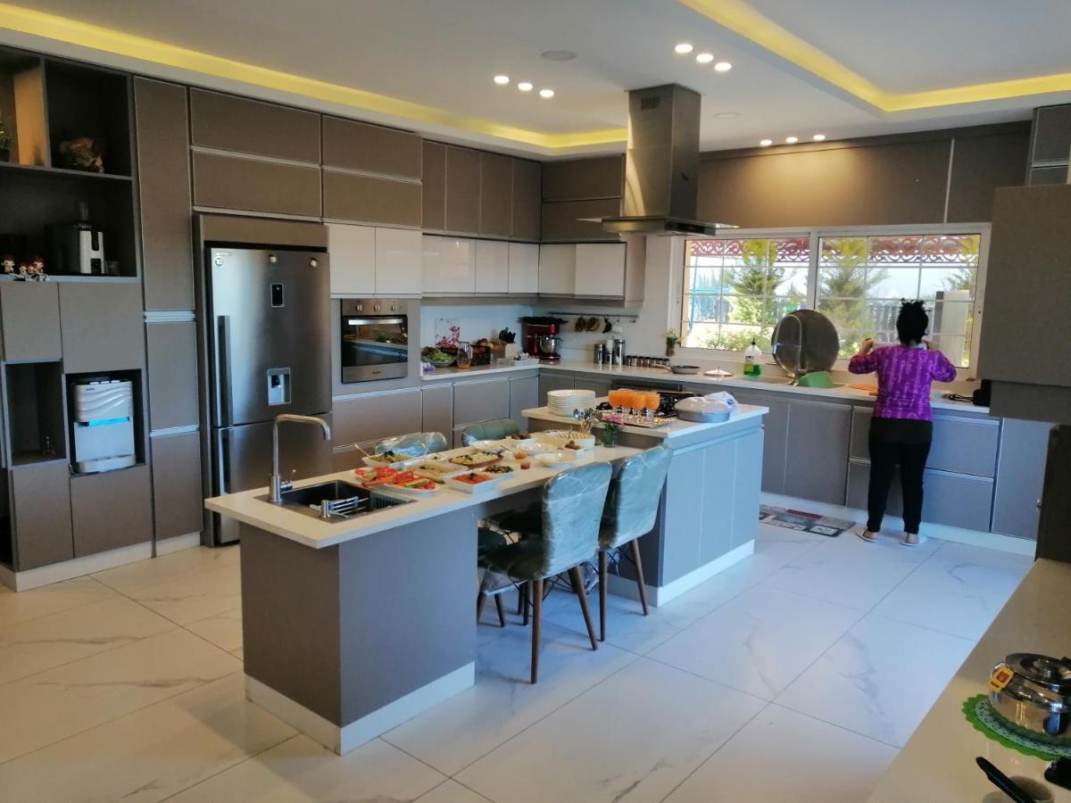 מאדאבה Villa Zee מראה חיצוני תמונה