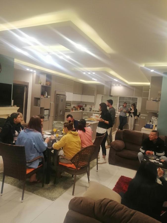 מאדאבה Villa Zee מראה חיצוני תמונה